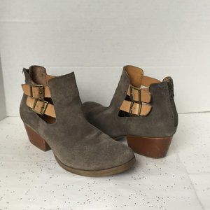 Korks Taupe Gray Suede Tan Strap Boot - Size 7.5